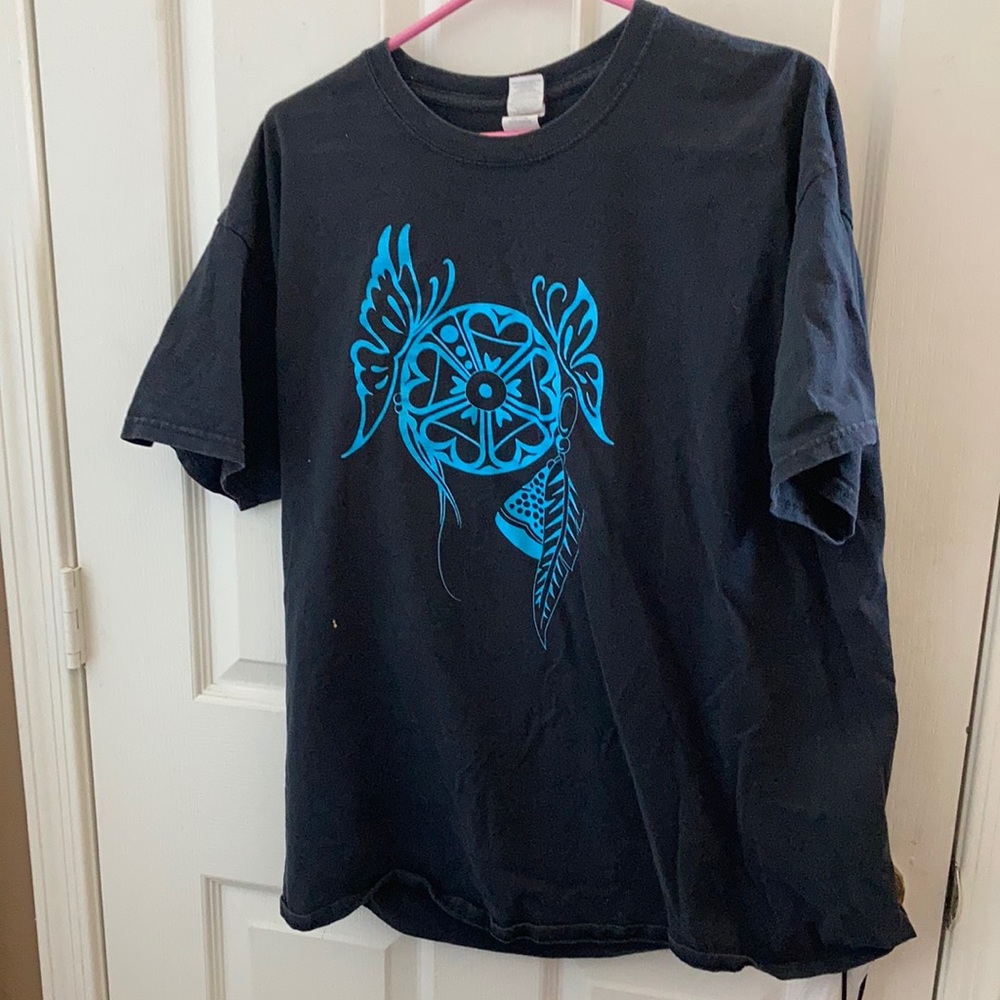 FINAL MARKDOWN Gildan graphic tee xl